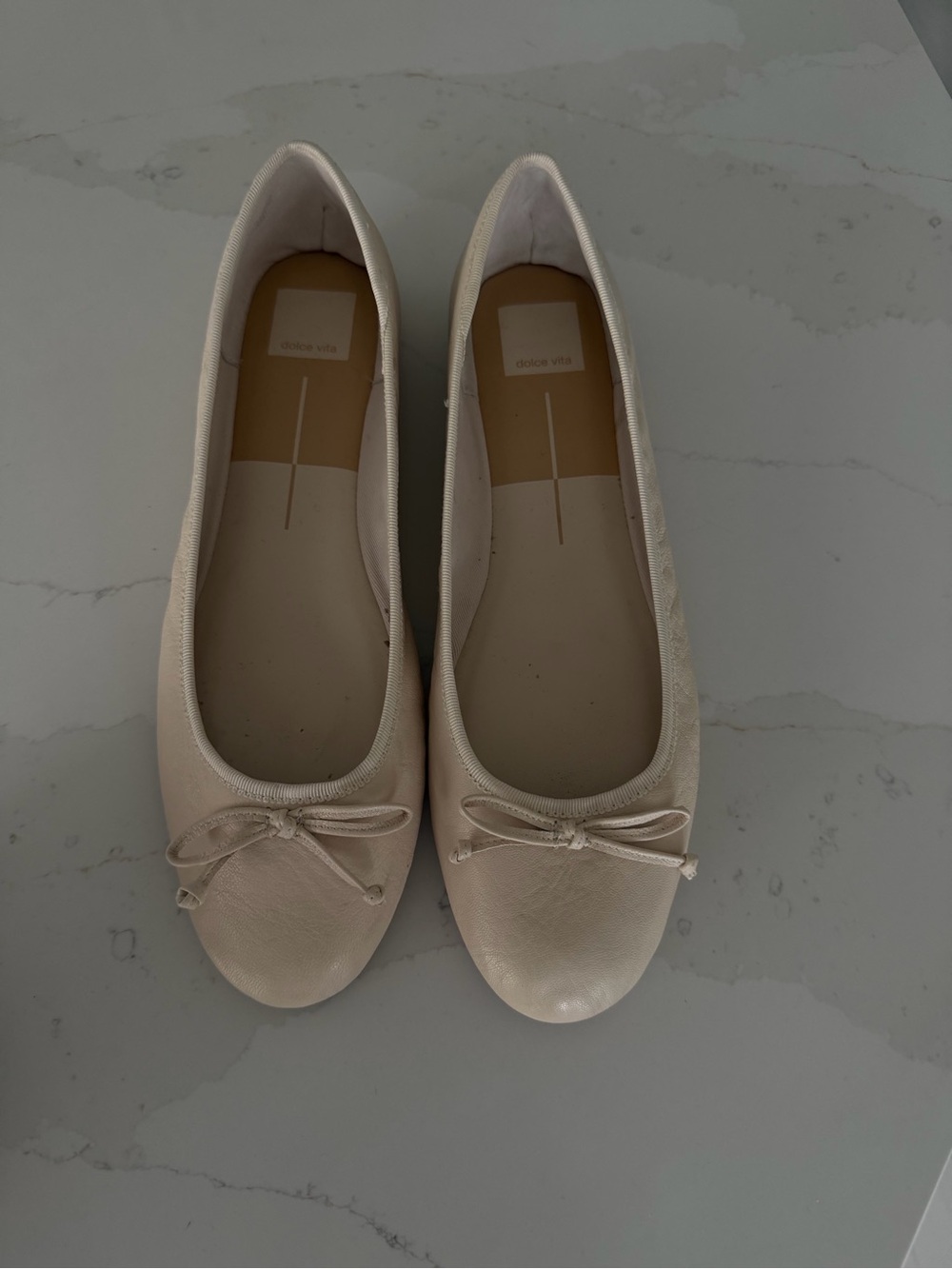 Dolce Vita Women's Ritla Bone Leather Ballet Flats
